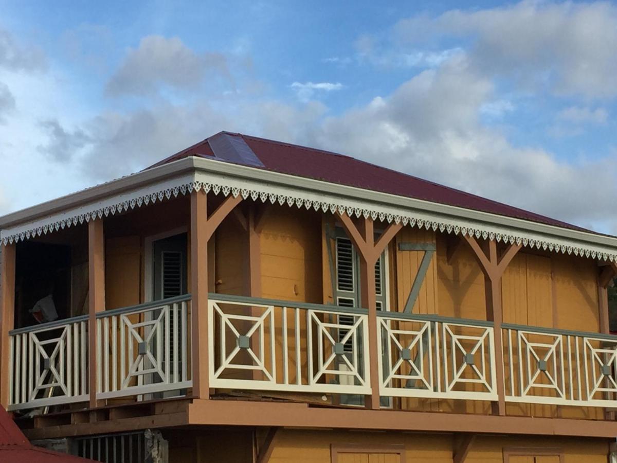 Habitation Baliache - Maison créole avec jardin privatif, plage à 200m Deshaies Esterno foto