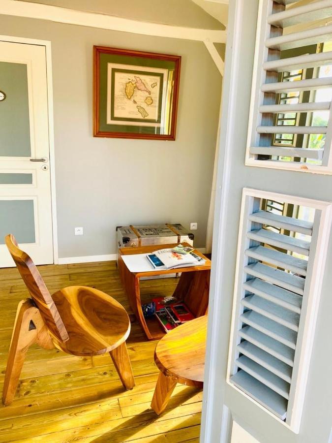 Habitation Baliache - Maison créole avec jardin privatif, plage à 200m Deshaies Esterno foto