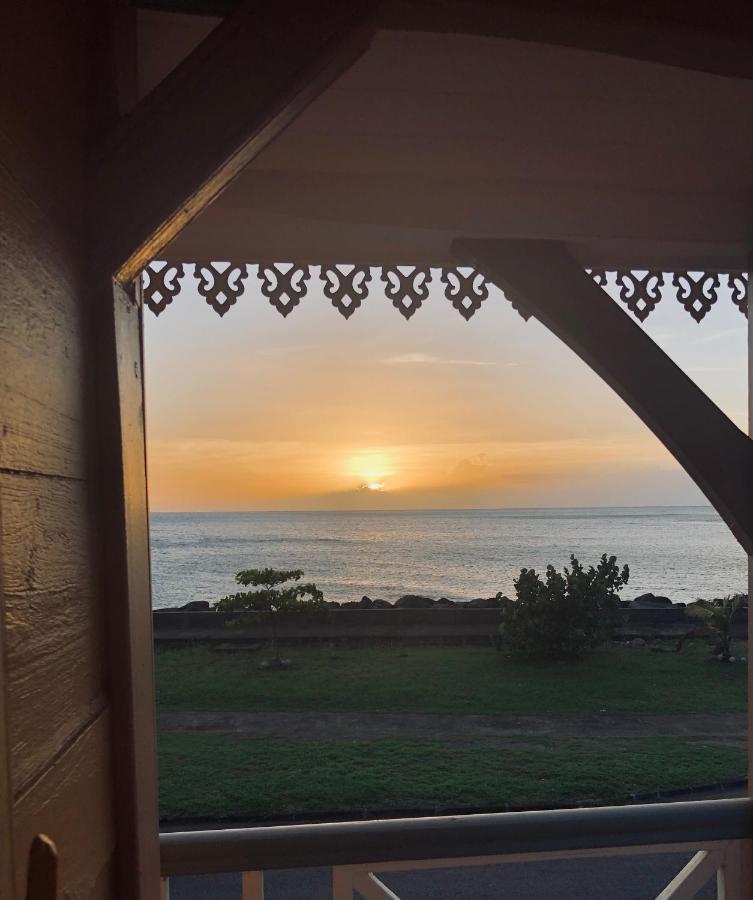 Habitation Baliache - Maison créole avec jardin privatif, plage à 200m Deshaies Esterno foto